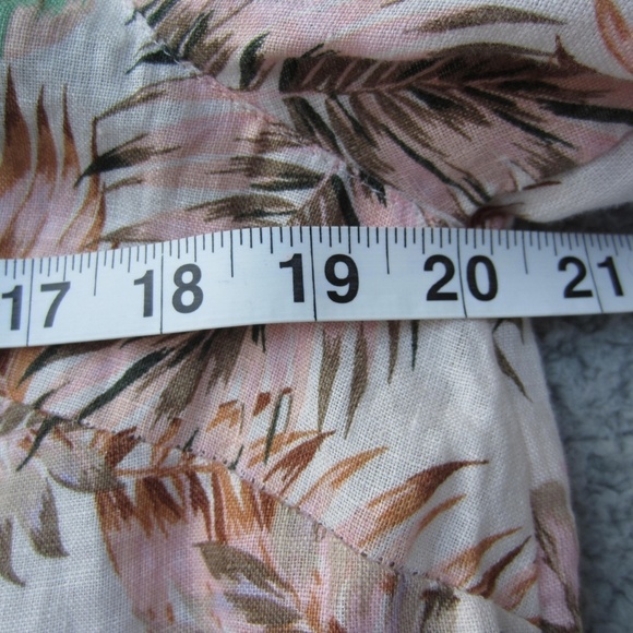 J.Jill Love Linen Top Womens PM 100% linen‎ Tropical Floral Bell Sleeve V-Neck - Picture 9 of 14